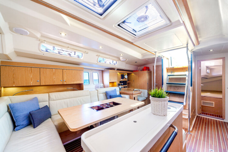 Sailboat Hanse 495 Vesper Mallorca 6