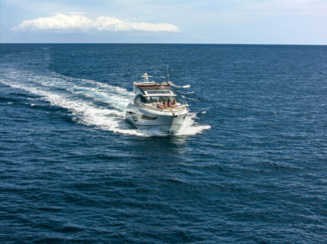 Yate Princess S62 Miss Demeanor Mallorca 15