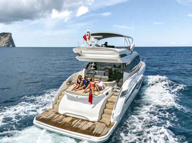 Yate Princess S62 Miss Demeanor Mallorca 3