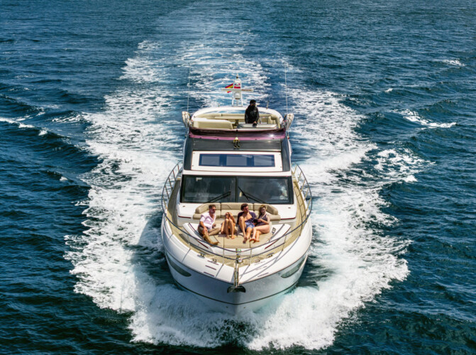 Yate Princess S62 Miss Demeanor Mallorca 7