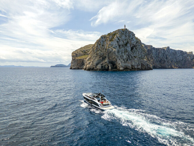 Yate Sunseeker Superhawk 55 Eliseaum Mallorca 12