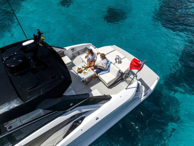 Yate Sunseeker Superhawk 55 Eliseaum Mallorca 3