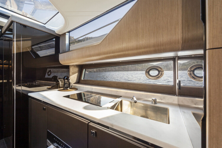 Yate Sunseeker Superhawk 55 Eliseaum Mallorca 33