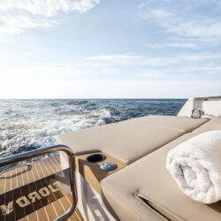 яхта Fjord 39 XL Season 2 Mallorca 19