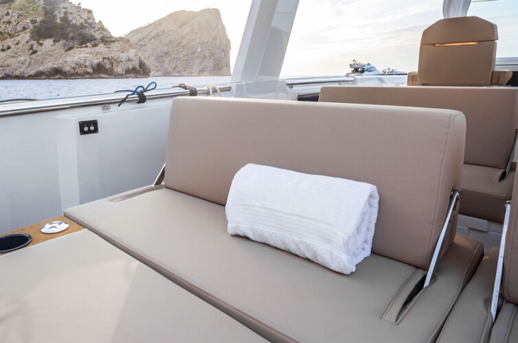 яхта Fjord 39 XL Season 2 Mallorca 24