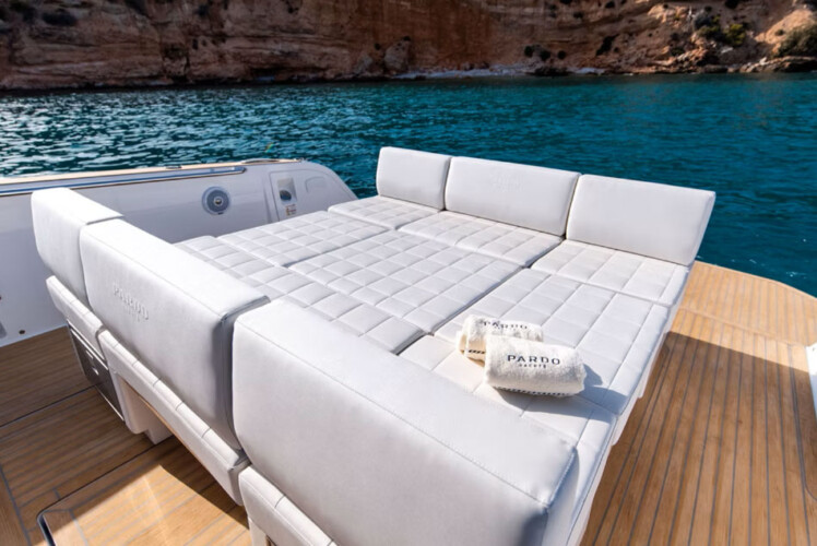 yacht Pardo 38 Sa Brisa Mallorca 6
