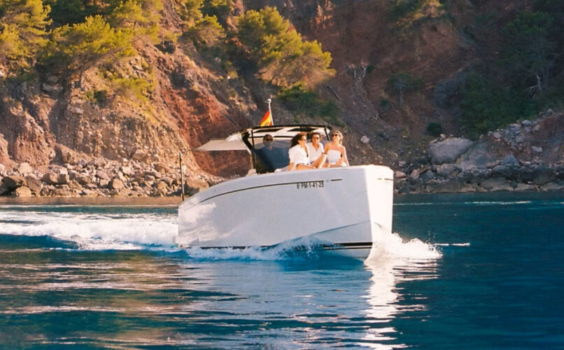 yacht Pardo 38 Sa Brisa Mallorca 7