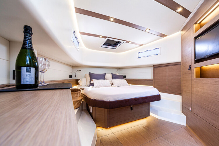 yacht Pardo 43 Seaduced Mallorca 19