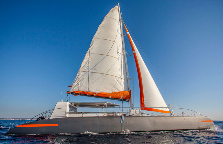 Catamaran CAT 79 Attraction Palma 27
