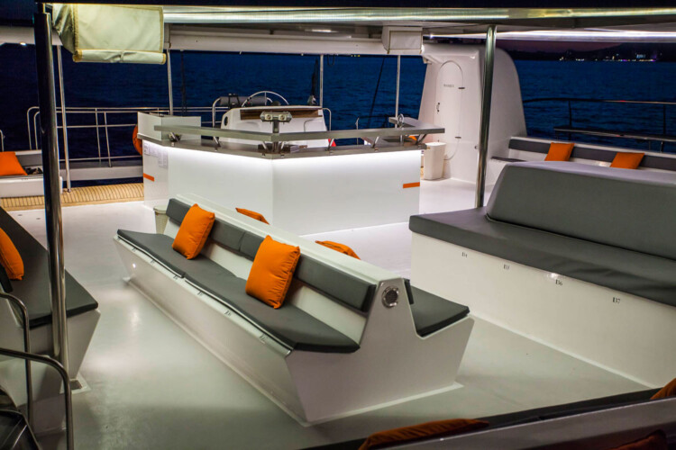 Catamaran CAT 79 Attraction Palma 31