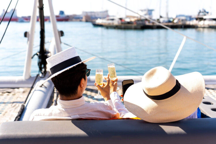 Catamaran CAT 79 Attraction Palma 34