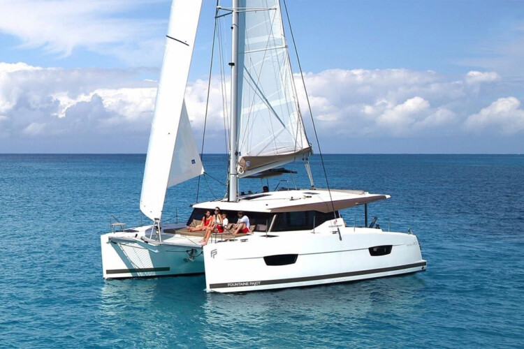 Catamaran Fountaine Pajot Isla 40 Palma 8