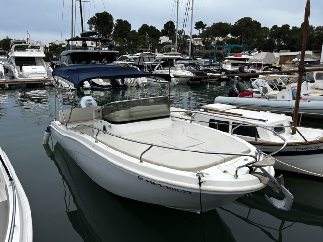 Motorboat Allegra 21 Sun Cala dOr 2