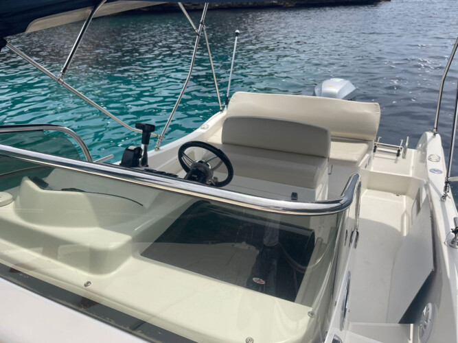 Motorboat Allegra 21 Sun Cala dOr 5