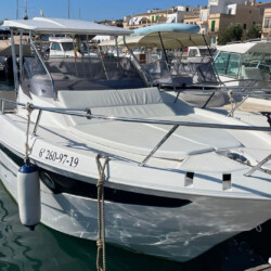 Motorboat Galia 770 Sundeck Cala Dor 2