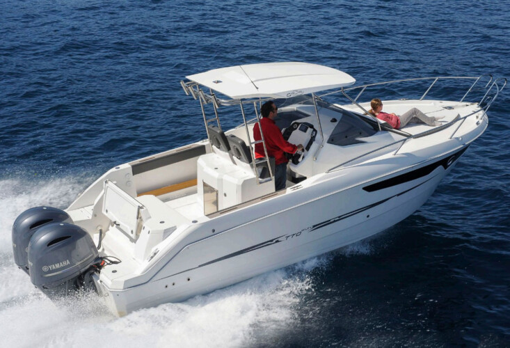 Motorboat Galia 770 Sundeck Cala Dor 7