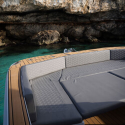 Barca a motore Kattum 30 Mobula El Arenal 5