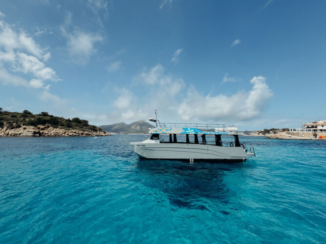 Motorboot Kattum 40 Marina Starfish Port d-Andratx 4