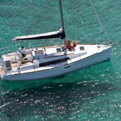 Парусник Beneteau Oceanis 31 Алькудия 5