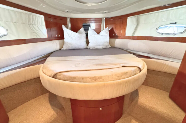 Yacht Fairline Targa 52 Skittles Alcudia 4