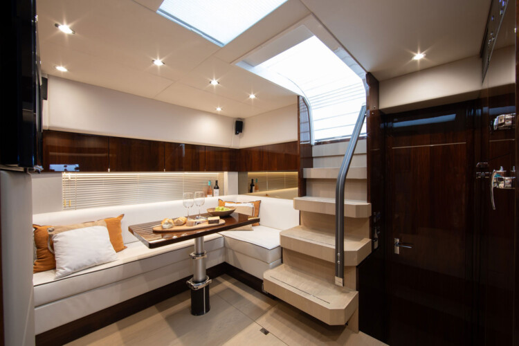 yacht Fairline Targa 48 Luisa Alcudia 8