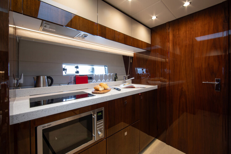 yacht Fairline Targa 48 Luisa Alcudia 9