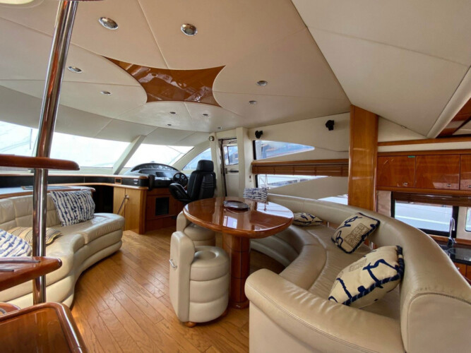 yate Sunseeker Manhattan 64 Pecar Alcudia 8