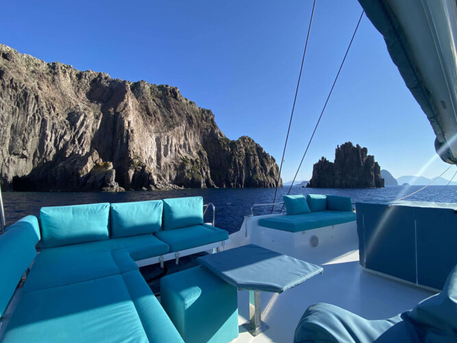 Catamaran Fountaine Pajot Victoria 67 LIR Majorque 14