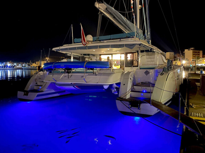 Catamaran Fountaine Pajot Victoria 67 LIR Majorque 16