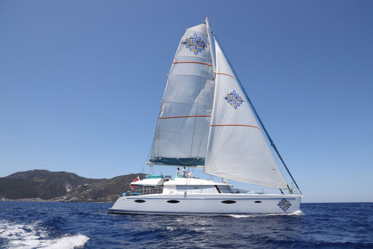 Catamaran Fountaine Pajot Victoria 67 LIR Majorque 31