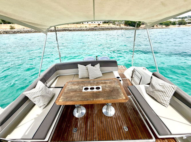 Motorboat Jeanneau Cap Camarat 10.5 WA Puerto Portals 6