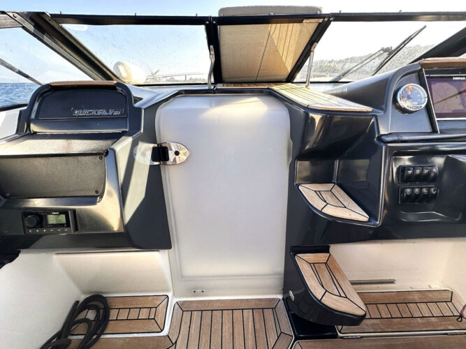 Motorboat Quicksilver Activ 755 Cruiser Portals Nous 5