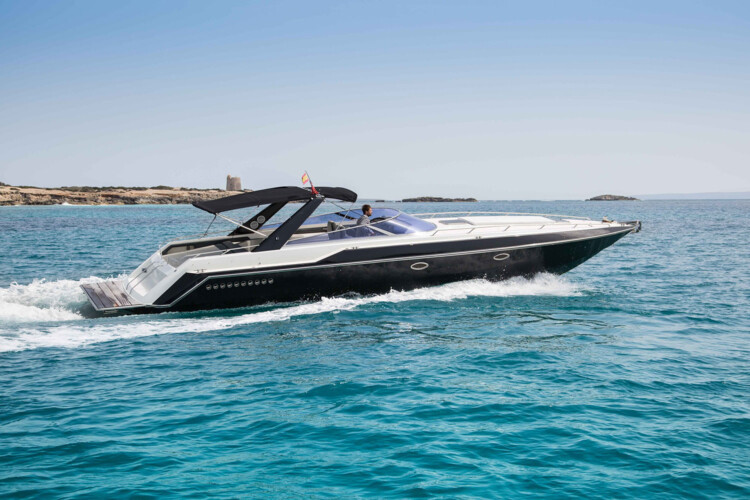 Lancha motora Sunseeker 43 Thunderhawk Buenas noticias Palma de Mallorca 12