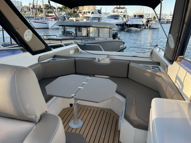 Lancha motora Sunseeker 43 Thunderhawk Buenas noticias Palma de Mallorca 2