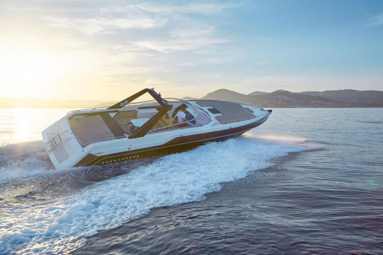 Lancha motora Sunseeker 43 Thunderhawk Buenas noticias Palma de Mallorca 9