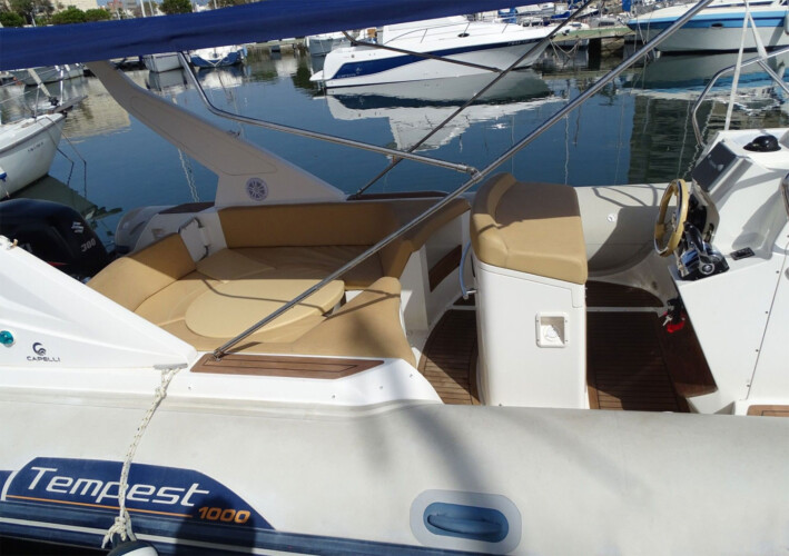 RIB Capelli Tempest 1000 Can Pastilla 11