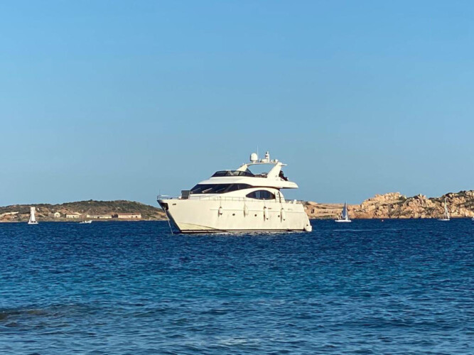 Jacht Azimut 70 L-Aventure Mallorca 15