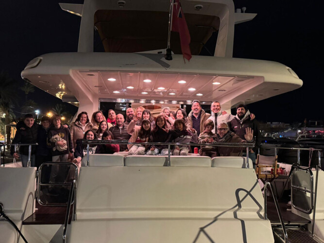 Jacht Azimut 70 L-Aventure Mallorca 20