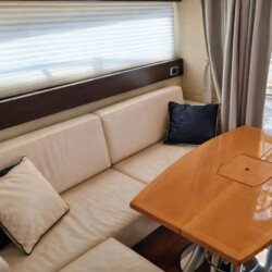 Yacht Cranchi 50 Starry Night Mallorca 6