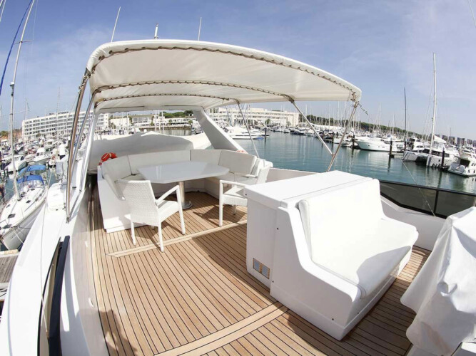 Yacht Super Phantom 80 Paladio Mallorca 12