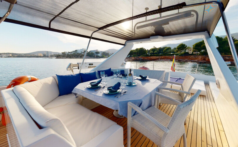 Yacht Super Phantom 80 Paladio Mallorca 19
