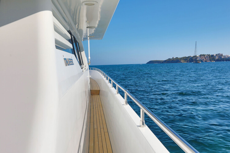 Yacht Super Phantom 80 Paladio Mallorca 8