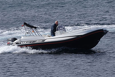 rent RIB Zar 57 Well Deck Can Pastilla