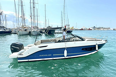 rent motorboat Quicksilver Activ 755 Cruiser Portals Nous