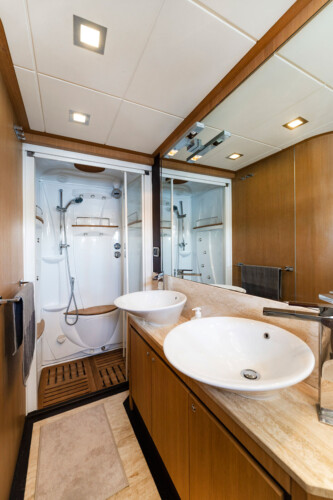 yacht Abacus 70 Auri Mallorca 13