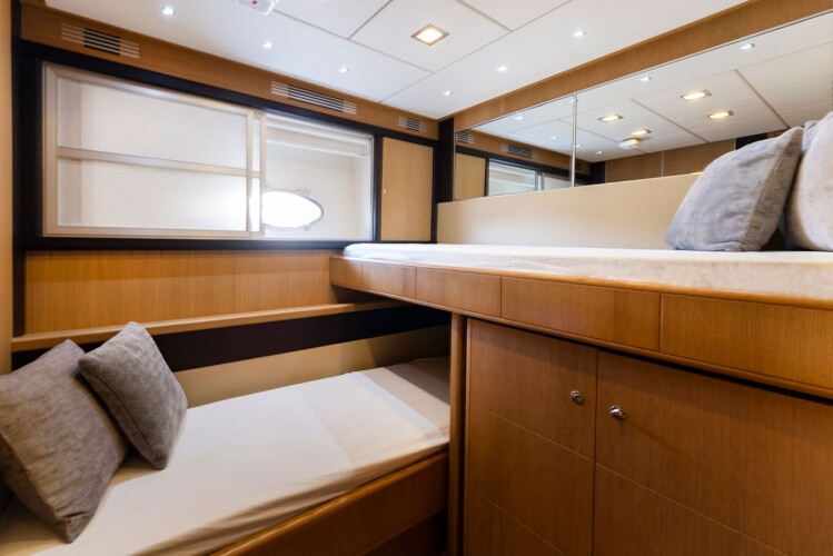 yacht Abacus 70 Auri Mallorca 16