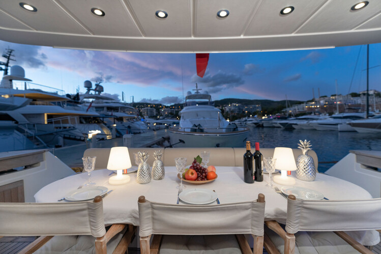 yacht Abacus 70 Auri Mallorca 29
