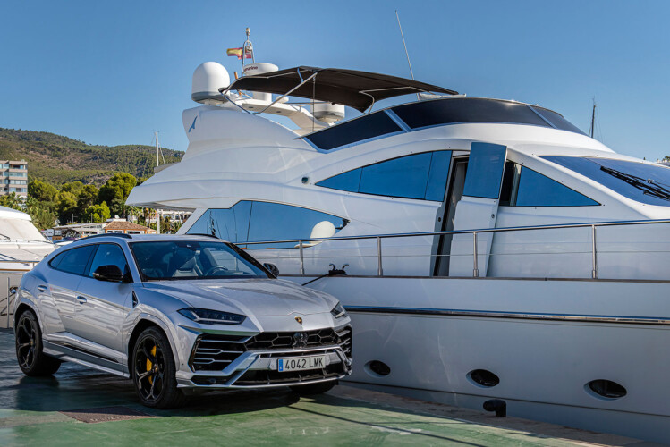 yacht Abacus 70 Auri Mallorca 31