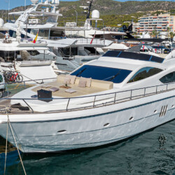 yacht Abacus 70 Auri Mallorca 5