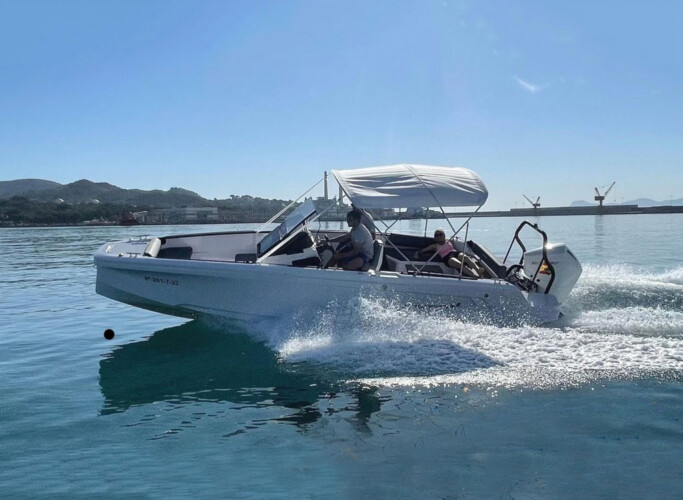 Motorboat Axopar 22 Pollensa 7